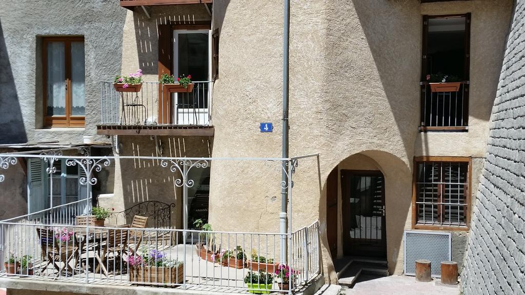 Maison A Tour Briancon Exterior foto